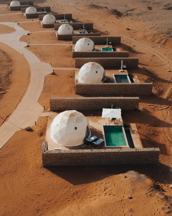 Готель Moon Retreat By Sharjah Collection Екстер'єр фото