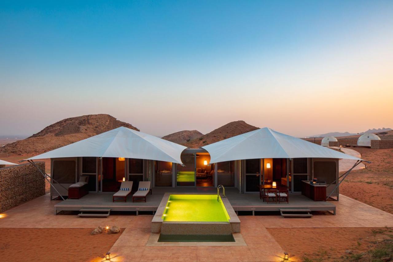 Готель Moon Retreat By Sharjah Collection Екстер'єр фото